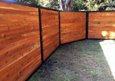 FenceTrac Horizontal Wood Fence With Metal Posts