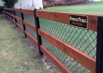 FenceTrac Ranch Rail Cedar & Chain Link Fence