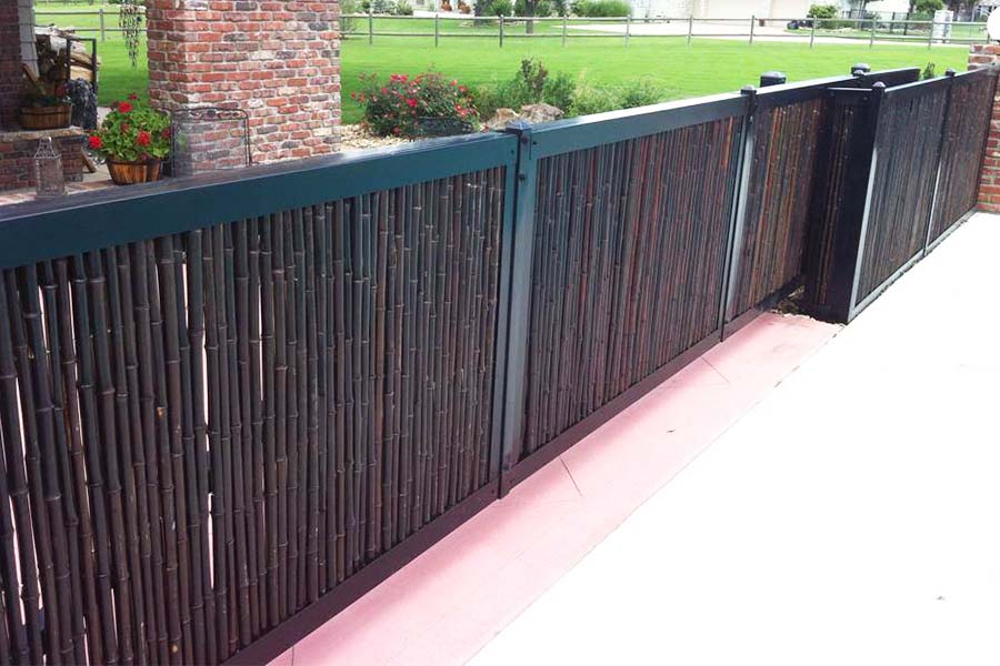 FenceTrac Unique Rolling Bamboo Fence Gate