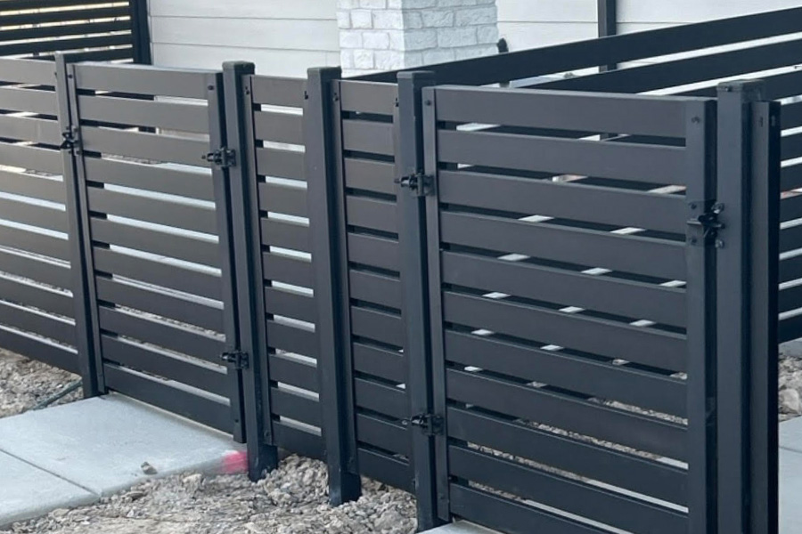 Commercial Privacy Fence Gray Black