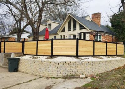 Horizontal Cedar Wood Metal Frame Fence