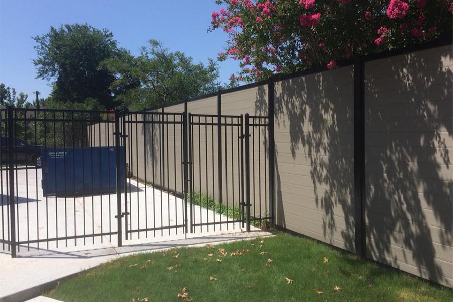 Horizontal No Gaps Pool Privacy Fence