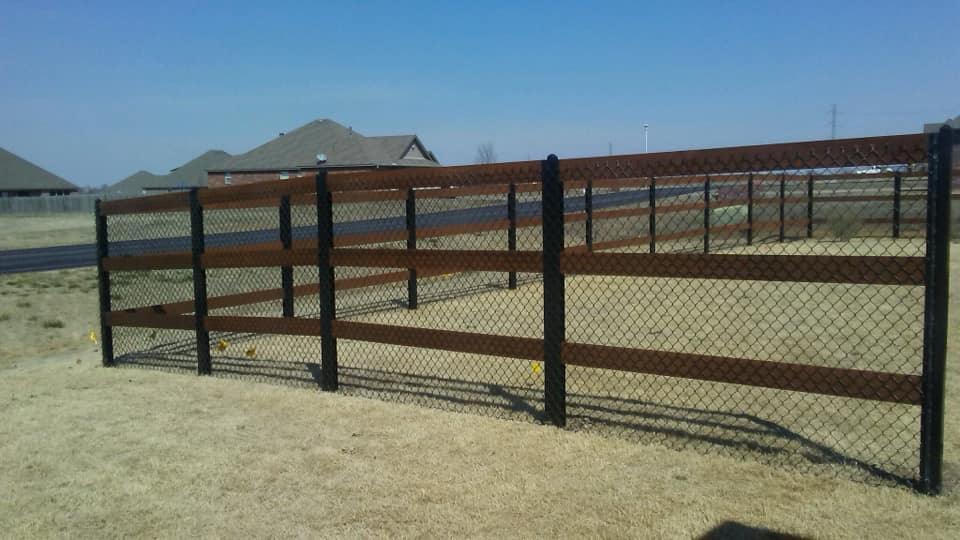 Wood & Chain Link Fence