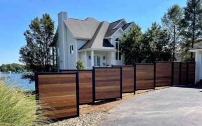 4-Foot Wood & Metal Privacy Fence (Panel Kit)