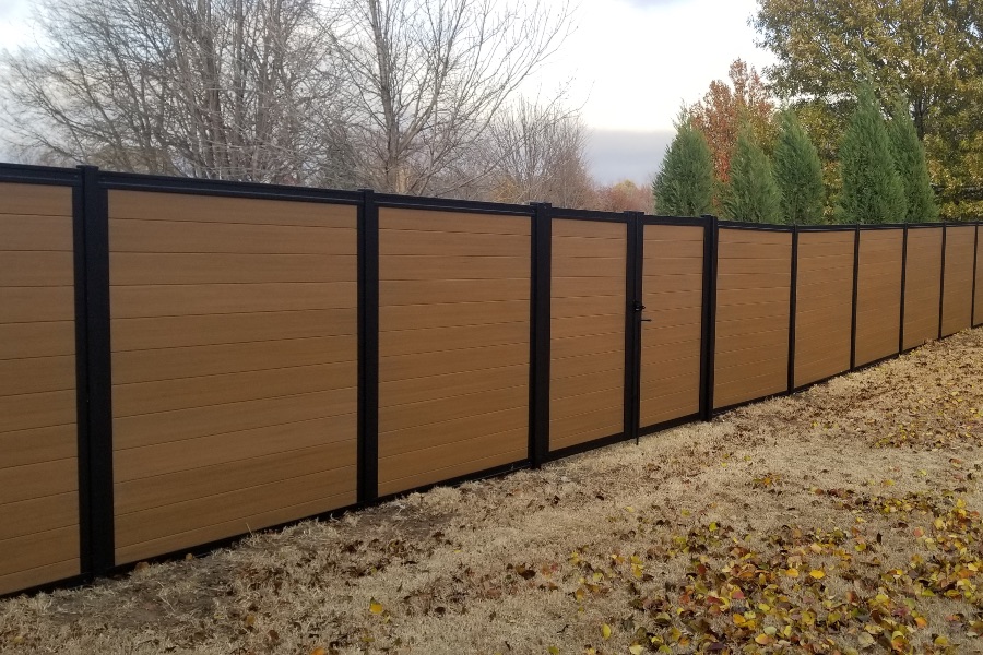 LuxeCore Horizontal Privacy Fence