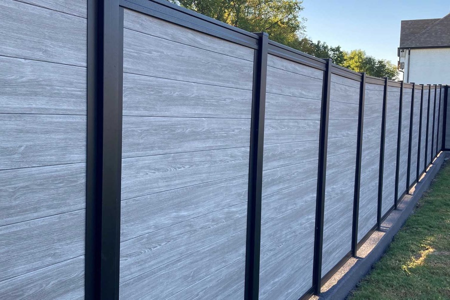 Horizontal Metal Frame Privacy Fence