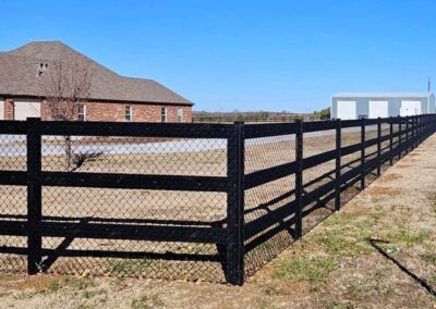 Highplains Ranch Rail Black Cedar Fence Chain Link