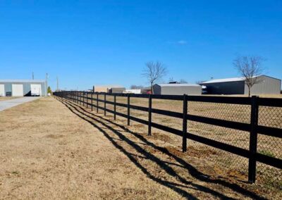 Highplains Ranch Rail Black Cedar Fence Chain Link