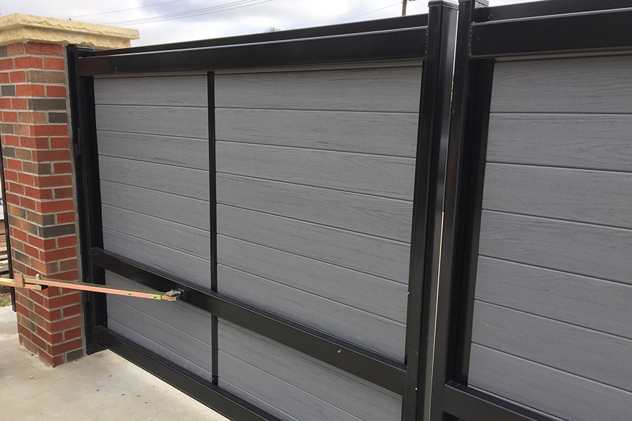 Automatic Horizontal Harbor Gray Fence Brick Post Front Gate