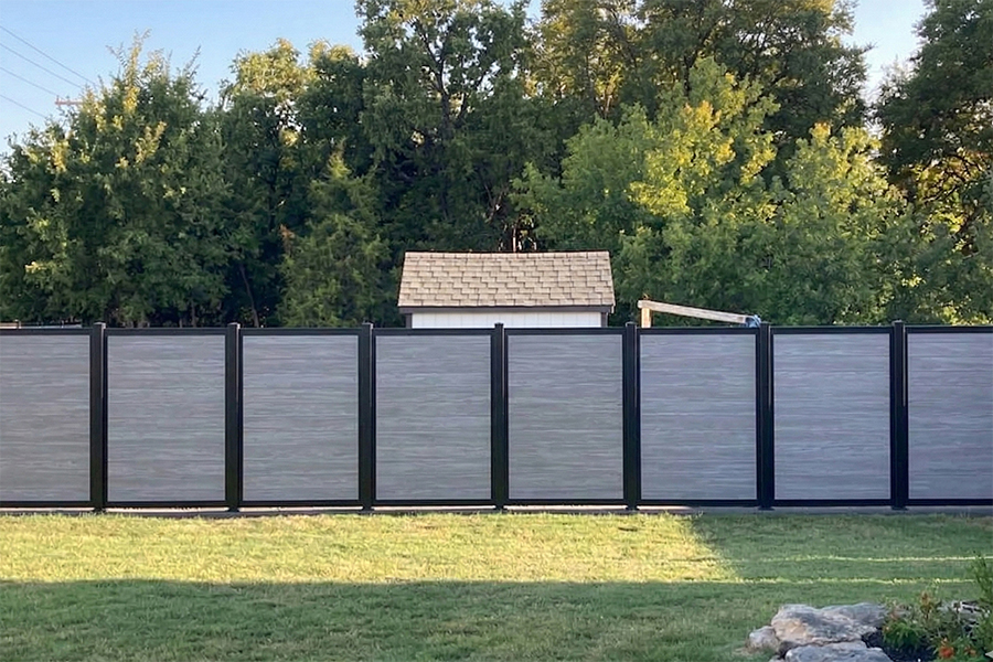 Backyard Fence Horizontal 4 ft 6 ft Luxecore Harbor Gray Composite Fence Front View