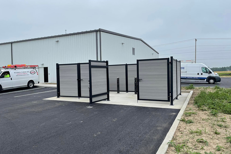 Commercial Enclosure Luxecore Horizontal Harbor Gray Privacy Fence